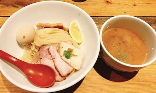 『麺屋翔』新宿で超おすすめの塩ラーメン＆鶏白湯つけ麺