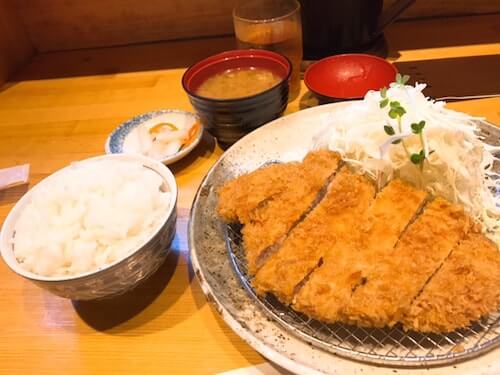 三是食堂かつどころ新宿