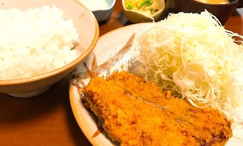 卯作の新宿とんかつランチ