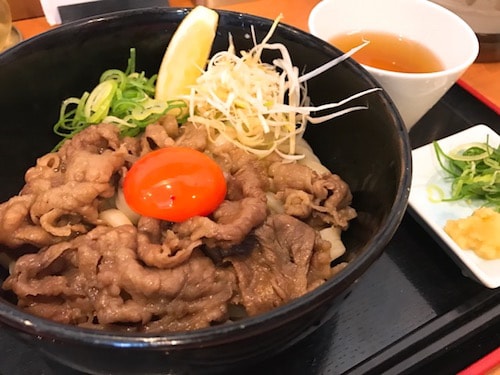 花は咲く A5牛肉の中野うどんランチ