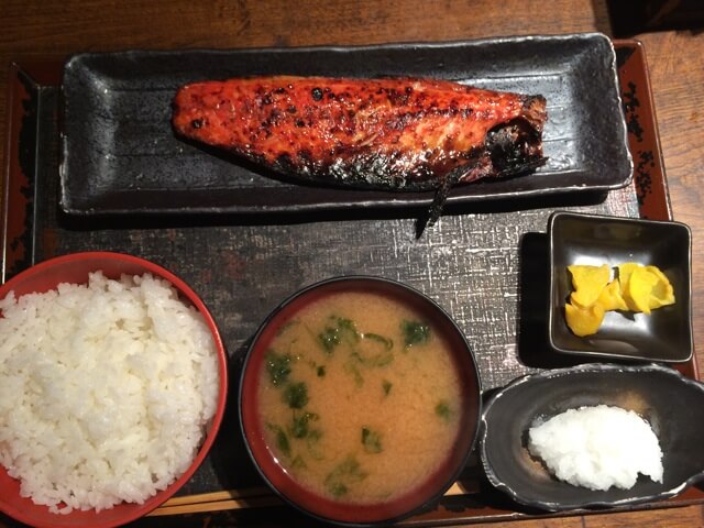 白銀屋魚ランチ