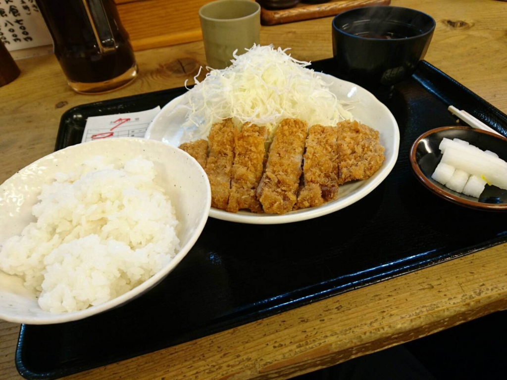 とんかつまるやのロースかつ定食