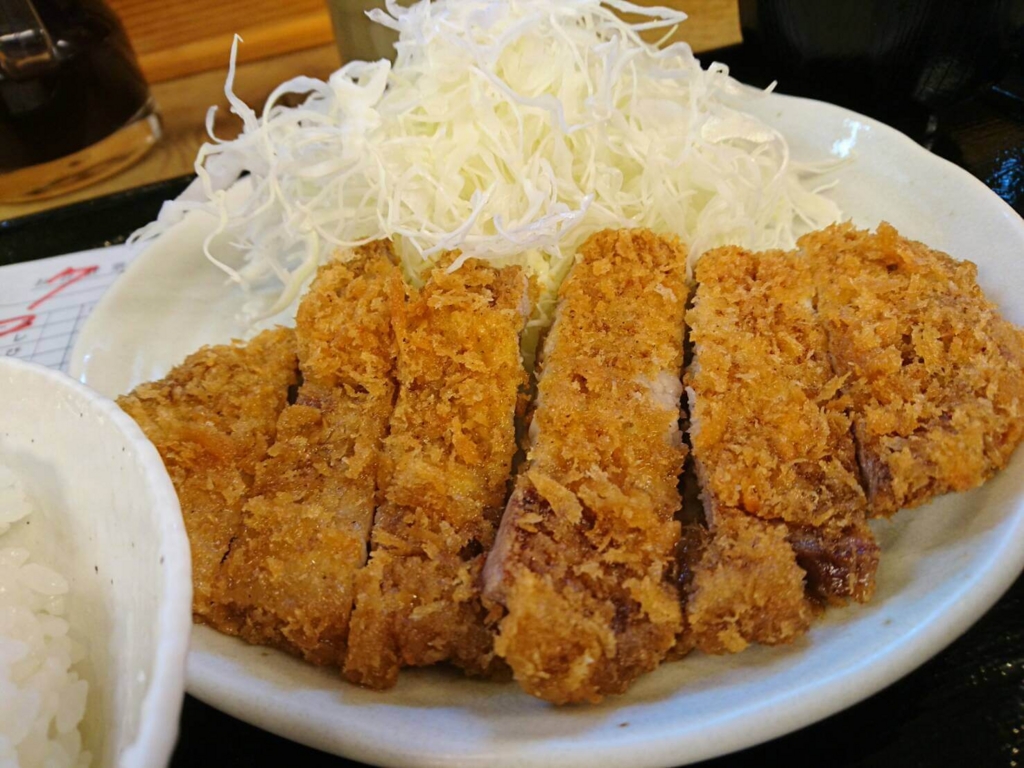 とんかつまるやのロースかつ定食