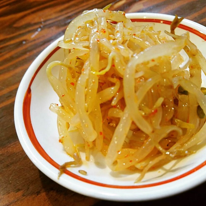 新宿龍の家豚骨ラーメン豚骨ラーメンつけ麺