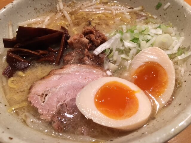 つじ田味噌の陣味噌ラーメン小川町淡路町新御茶ノ水