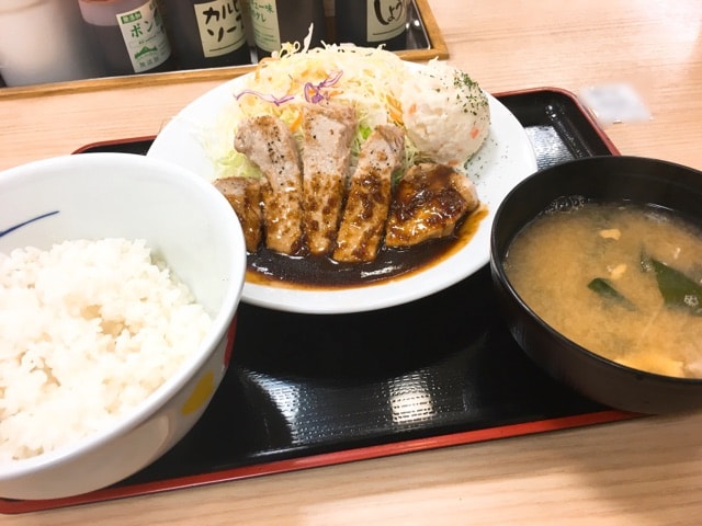 松屋豚テキ定食(トンテキ)