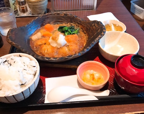 大戸屋チキンかあさん煮定食