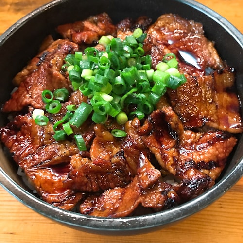 豚野郎中豚丼ランチin御茶ノ水